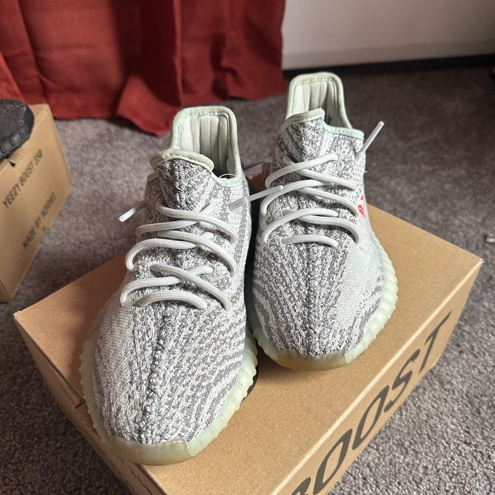 Yeezy 350 Boost - Blue Tint